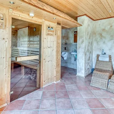 아파트 Joelle Mit Sauna, Schwimmteich Und Gym