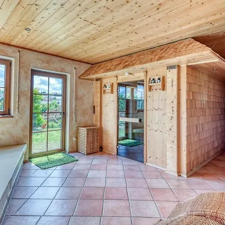 Joelle Mit Sauna, Schwimmteich Und Gym Erbach (Odenwaldkreis)