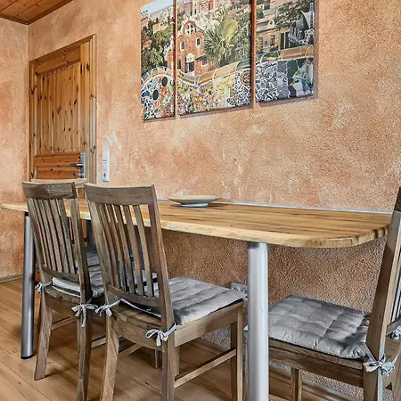 Joelle Mit Sauna, Schwimmteich Und Gym Appartement