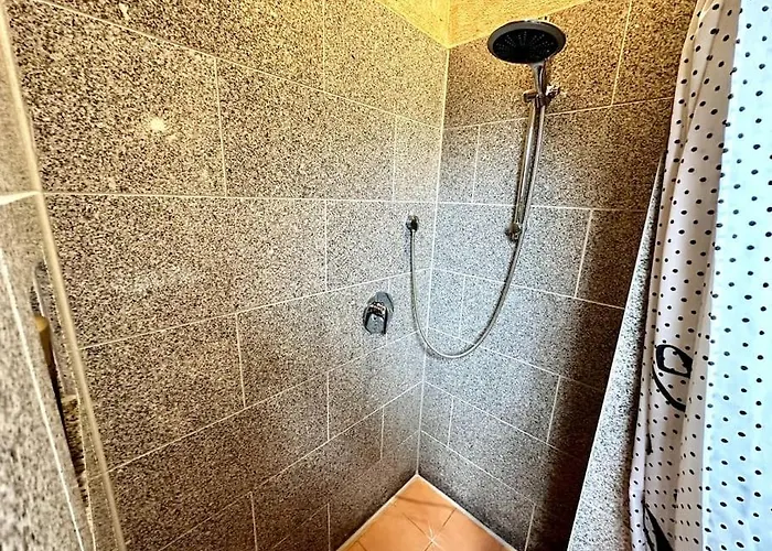 公寓 Joelle Mit Sauna, Schwimmteich Und Gym