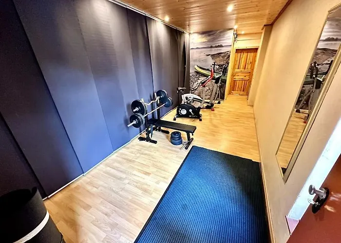 公寓 Joelle Mit Sauna, Schwimmteich Und Gym *