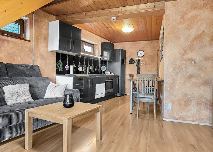 Joelle Mit Sauna, Schwimmteich Und Gym *